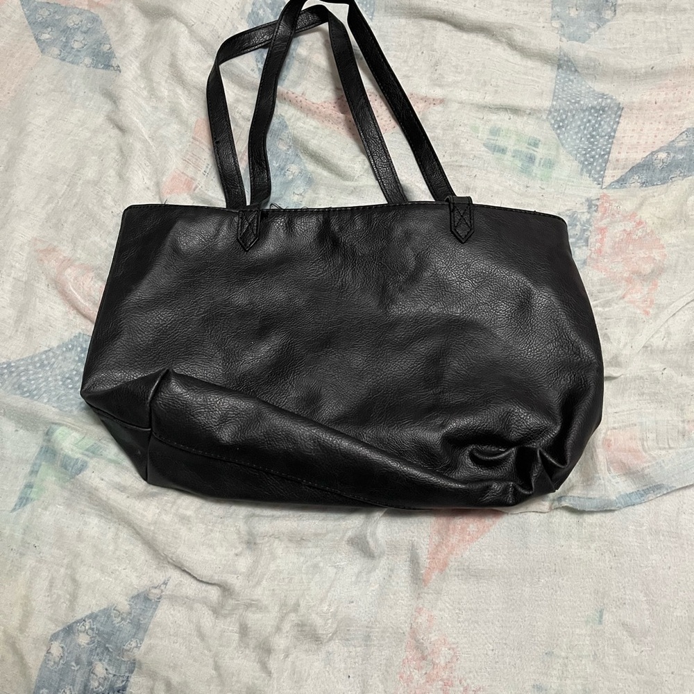 Elegant Black Leather Tote Bag